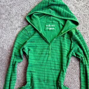 Aeropostale Vibrant Green Knit Sweater